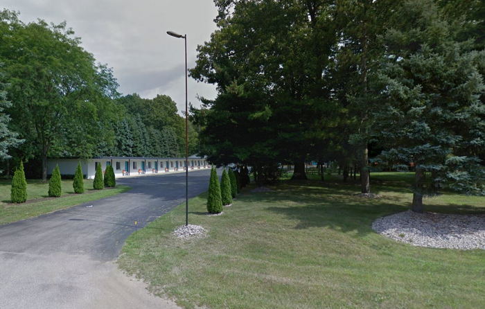 Starlite Resort - 2015 Street View (newer photo)